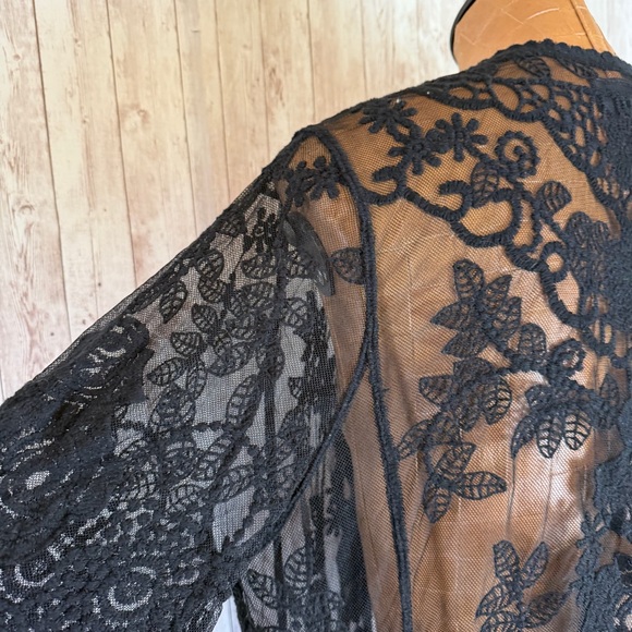 Shyanne Black Mesh Embroidered Midi Kimono Jacket - Picture 8 of 11
